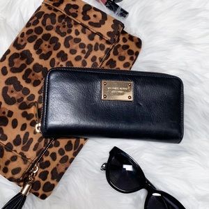 Michael Kors Leather Zip Wallet